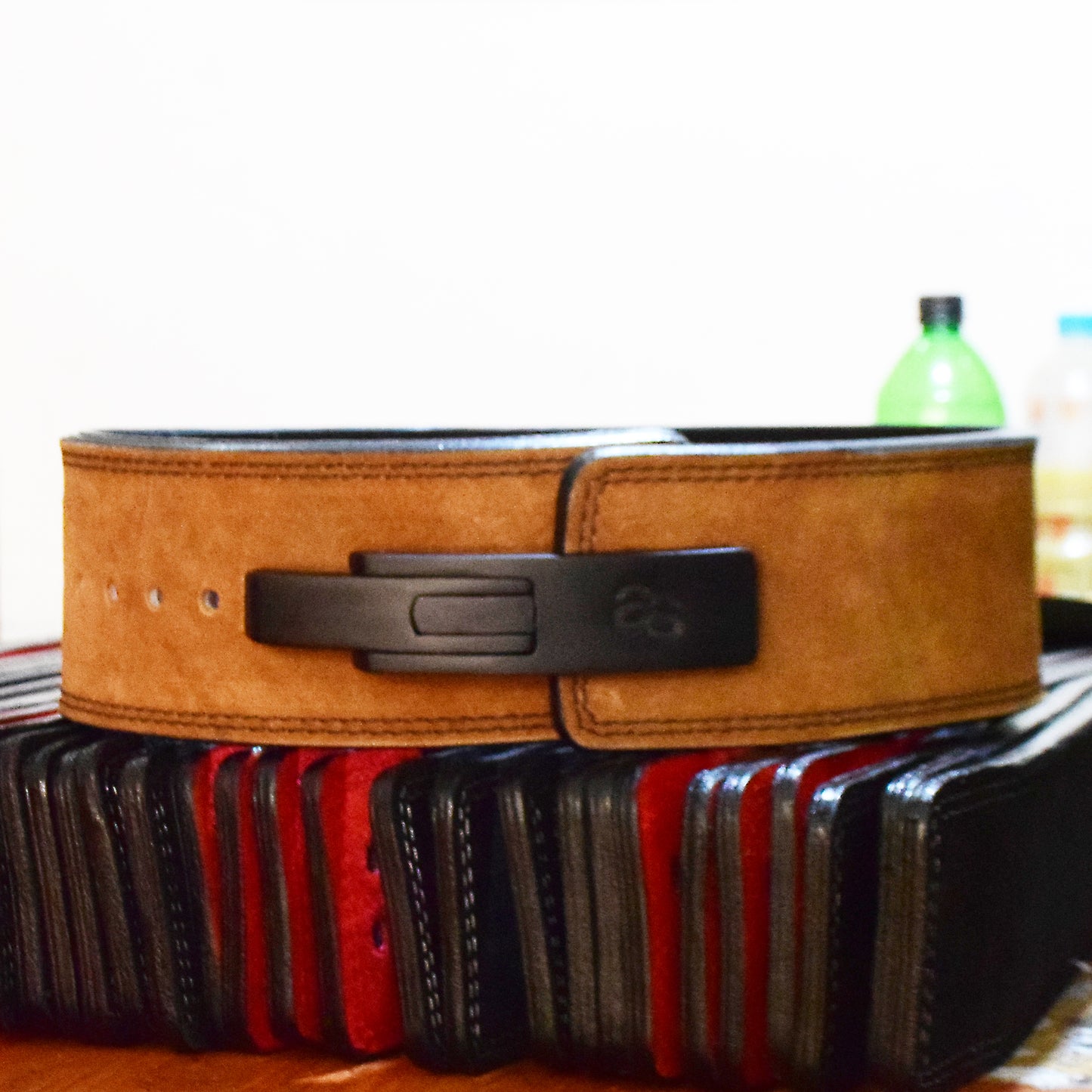Aaylans Weightlifting Lever Belt Made of Genuine Cow Leather 13mm Thick Heavy duty Belt for Men & Women Lower Back Support for Gym Workouts Deadlifts Squats Powerlifting (Brown)